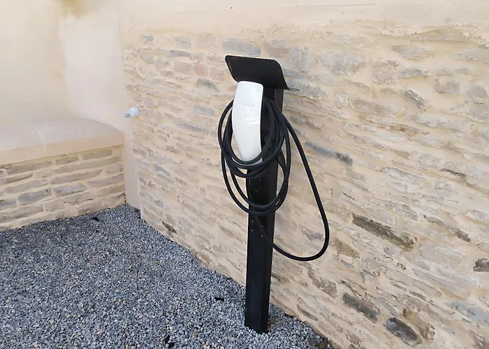 La Maison D\'Ernest - Climatisee - Circuit Dijon Prenois