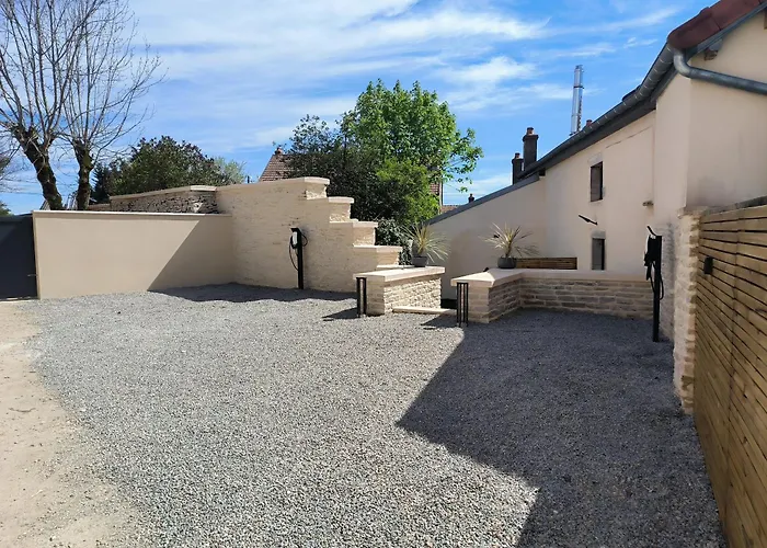 La Maison D\'Ernest - Climatisee - Circuit Dijon Prenois